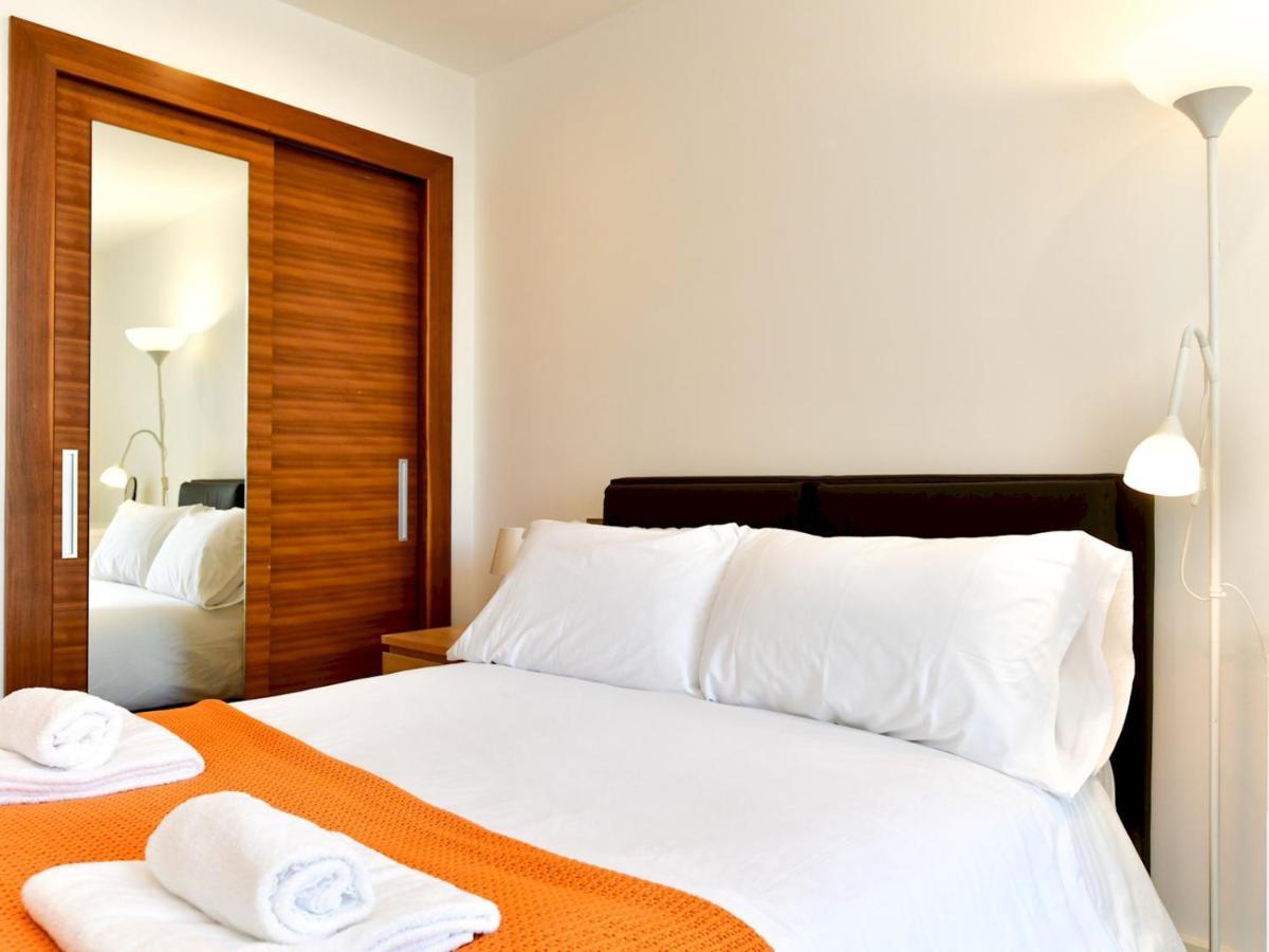 Pass The Keys Super Central Spacious 2 Bed Apartment With Parking Cardiff Extérieur photo